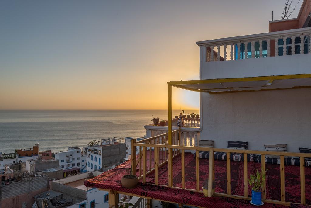 Sundesk Coworking And B&B Taghazout Extérieur photo